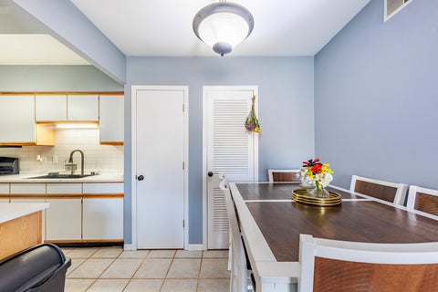 Tiny photo for 11036 S Kilpatrick Avenue #3SW, Oak Lawn, IL 60453 (MLS # 12765792)