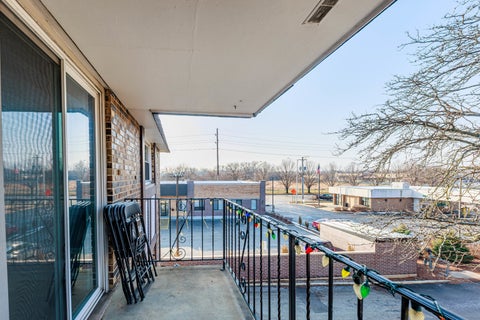 Tiny photo for 11036 S Kilpatrick Avenue #3SW, Oak Lawn, IL 60453 (MLS # 12765792)