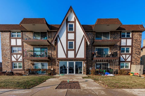 Photo of 11036 S Kilpatrick Avenue #3SW, Oak Lawn, IL 60453 (MLS # 12765792)