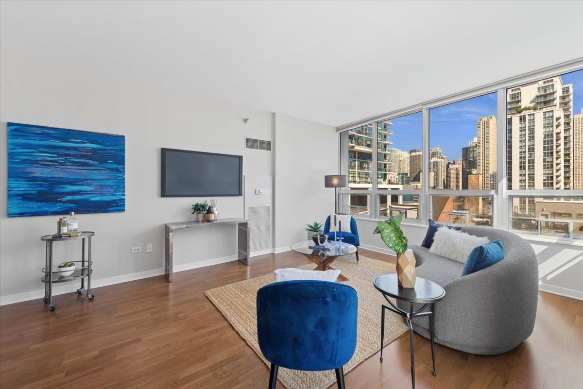 330 W Grand Avenue 1101