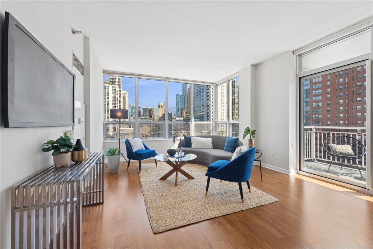 330 W Grand Avenue 1101