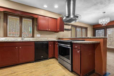 Tiny photo for 1303 Campus Hills Boulevard, Rockford, IL 61103 (MLS # 12542759)