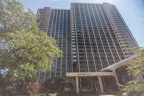 4250 N Marine Drive 1824 Chicago IL 60613