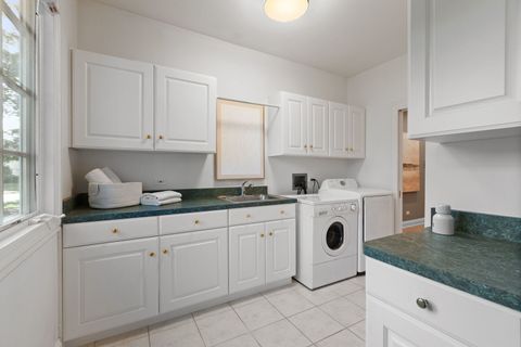 Tiny photo for 1830 W North Pond Lane, Lake Forest, IL 60045 (MLS # 12452673)