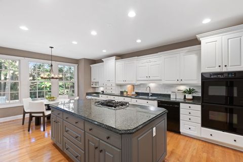 Tiny photo for 1830 W North Pond Lane, Lake Forest, IL 60045 (MLS # 12452673)