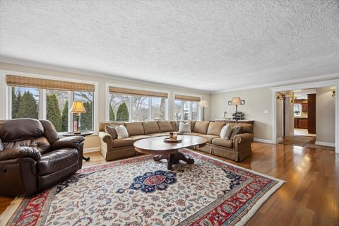 Tiny photo for 8401 Golfview Drive, Orland Park, IL 60462 (MLS # 12639550)
