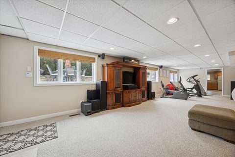 Tiny photo for 8401 Golfview Drive, Orland Park, IL 60462 (MLS # 12639550)