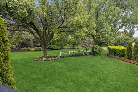 Tiny photo for 8401 Golfview Drive, Orland Park, IL 60462 (MLS # 12639550)