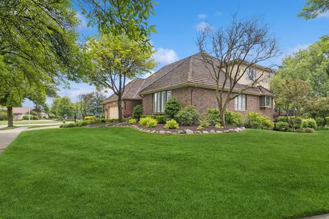 Tiny photo for 8401 Golfview Drive, Orland Park, IL 60462 (MLS # 12639550)