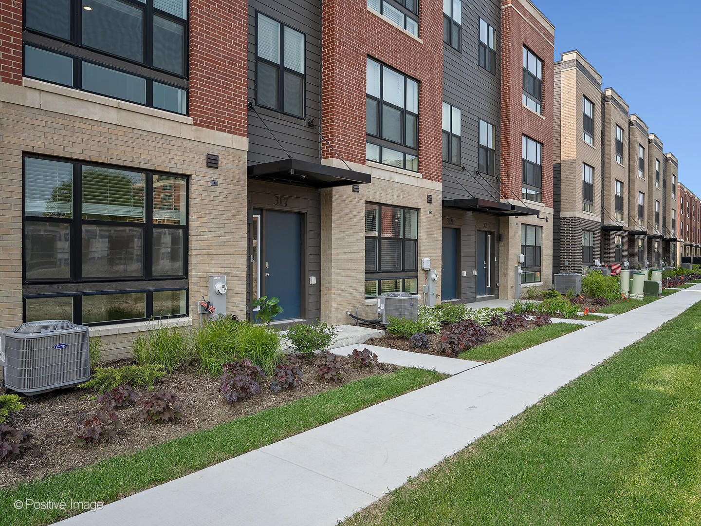 317 Summit Circle