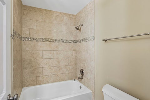 Tiny photo for 657 Thorntree Court #C2, Bartlett, IL 60103 (MLS # 12713078)