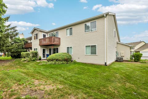 Tiny photo for 657 Thorntree Court #C2, Bartlett, IL 60103 (MLS # 12713078)
