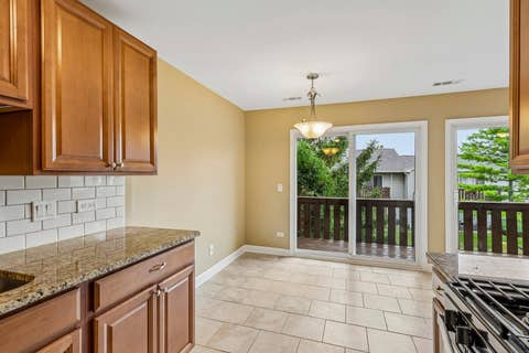 Tiny photo for 657 Thorntree Court #C2, Bartlett, IL 60103 (MLS # 12713078)