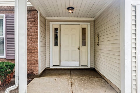 Tiny photo for 657 Thorntree Court #C2, Bartlett, IL 60103 (MLS # 12713078)