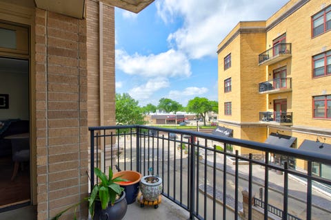 Tiny photo for 50 N Plum Grove Road #202E, Palatine, IL 60067 (MLS # 12733821)