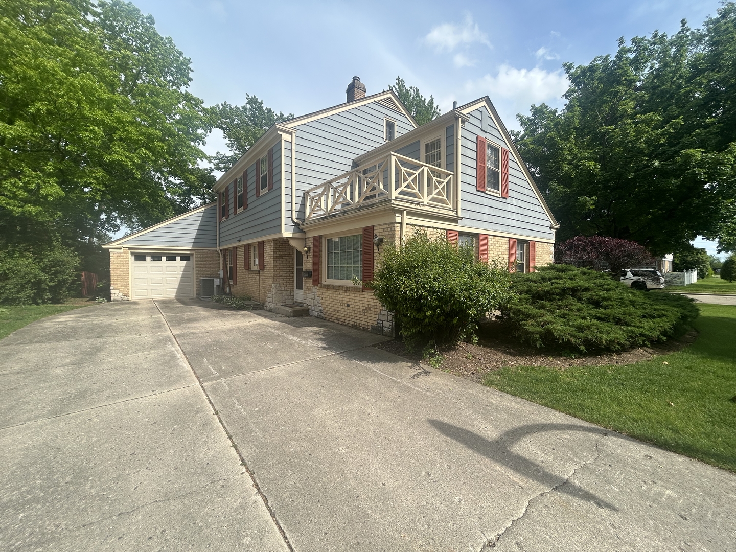 870 Morgan Street