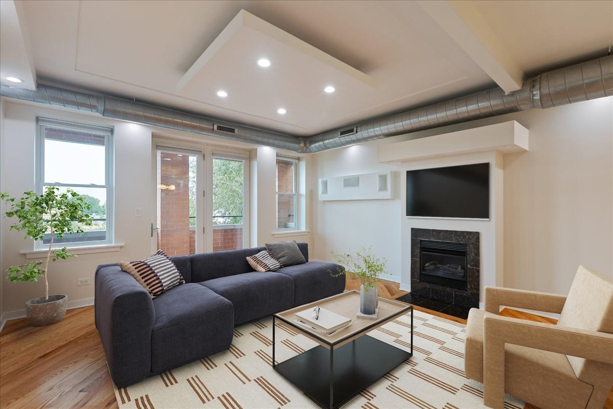 3550 W Montrose Avenue 408