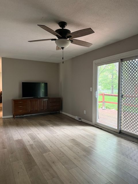 Tiny photo for 277 Backbone Road W, Princeton, IL 61356 (MLS # 12663321)