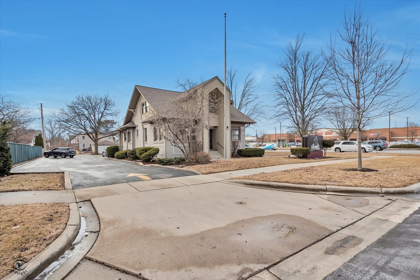 849 N Ellsworth Street