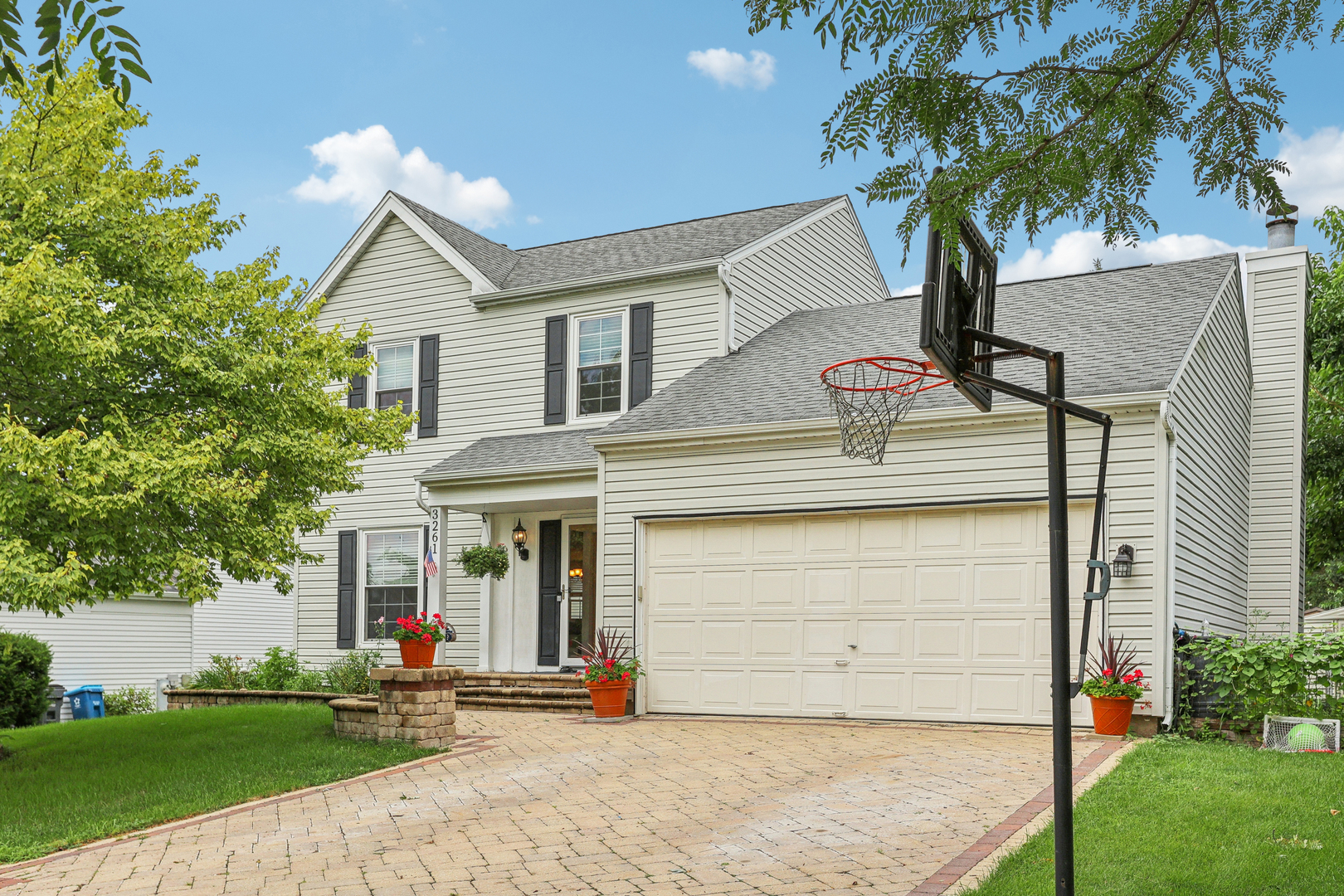 3261 Gresham Lane