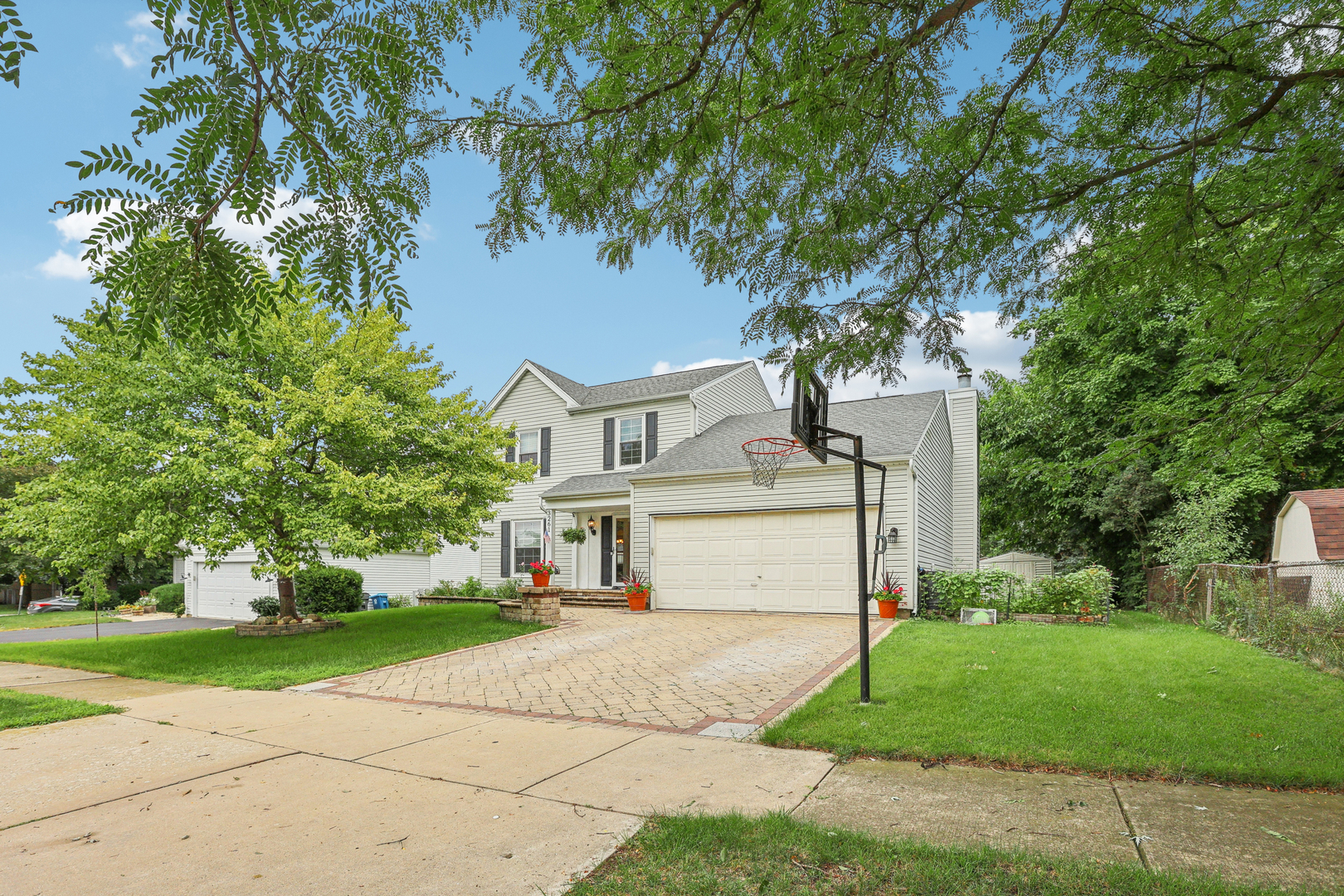 3261 Gresham Lane