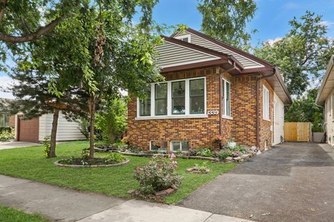 A home in Des Plaines