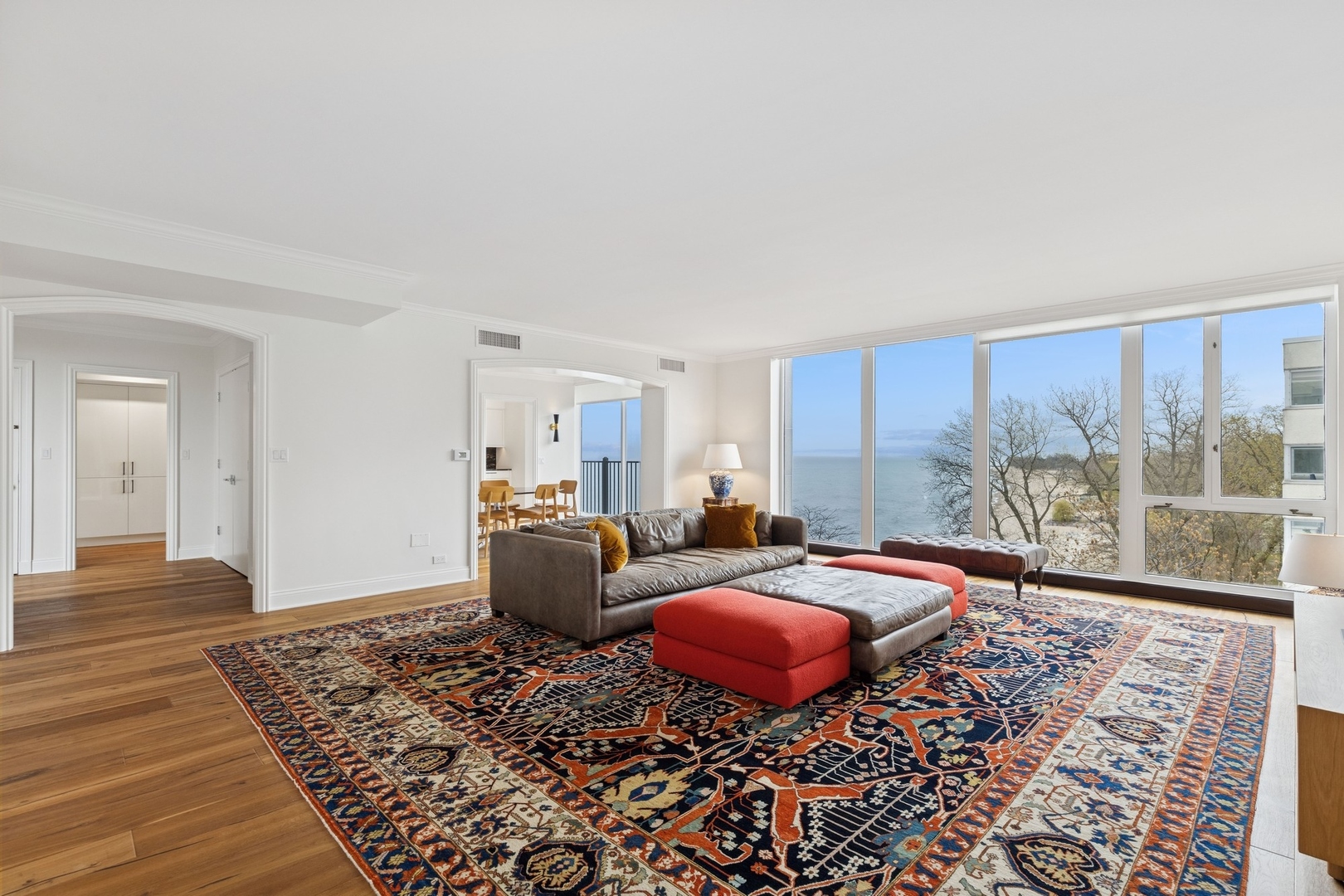 1420 Sheridan Road 8A