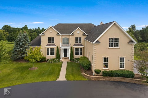 Photo of 23 Wood Oaks Drive, South Barrington, IL 60010 (MLS # 12668659)