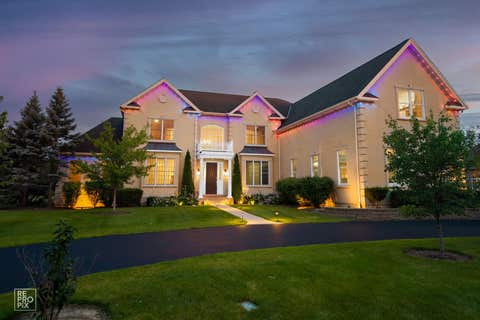 Tiny photo for 23 Wood Oaks Drive, South Barrington, IL 60010 (MLS # 12668659)