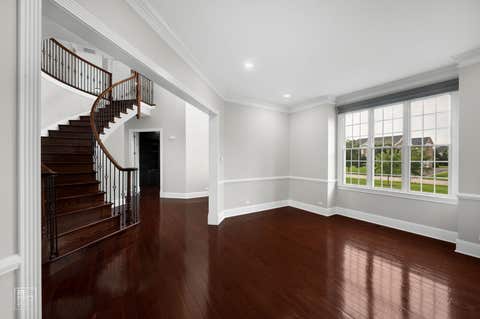 Tiny photo for 23 Wood Oaks Drive, South Barrington, IL 60010 (MLS # 12668659)