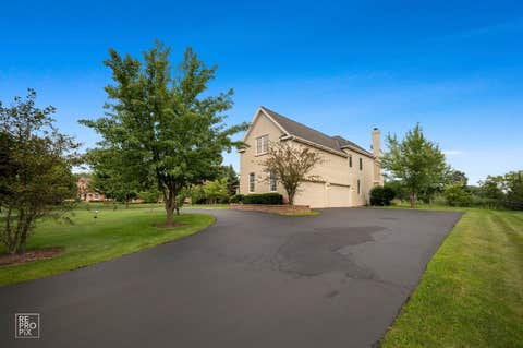 Tiny photo for 23 Wood Oaks Drive, South Barrington, IL 60010 (MLS # 12668659)