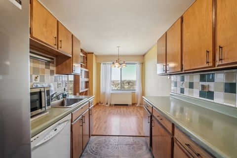 Tiny photo for 7061 N Kedzie Avenue #1010, Chicago, IL 60645 (MLS # 12596074)