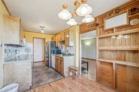 Tiny photo for 7061 N Kedzie Avenue #1010, Chicago, IL 60645 (MLS # 12596074)