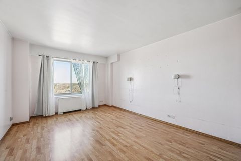 Tiny photo for 7061 N Kedzie Avenue #1010, Chicago, IL 60645 (MLS # 12596074)
