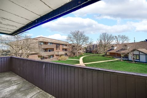 Tiny photo for 511 Timber Ridge Drive #202, Carol Stream, IL 60188 (MLS # 12597228)