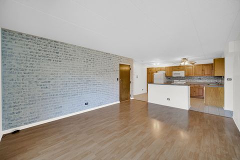 Tiny photo for 511 Timber Ridge Drive #202, Carol Stream, IL 60188 (MLS # 12597228)