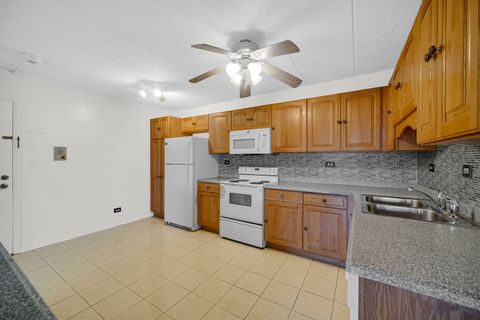 Tiny photo for 511 Timber Ridge Drive #202, Carol Stream, IL 60188 (MLS # 12597228)