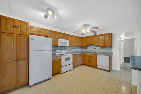 Tiny photo for 511 Timber Ridge Drive #202, Carol Stream, IL 60188 (MLS # 12597228)