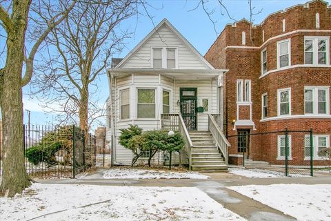 Tiny photo for 9232 S Essex Avenue, Chicago, IL 60617 (MLS # 12571522)