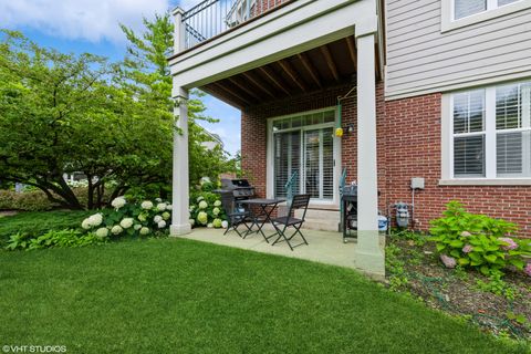Tiny photo for 355 N PINE LAKE Circle, Vernon Hills, IL 60061 (MLS # 12571404)