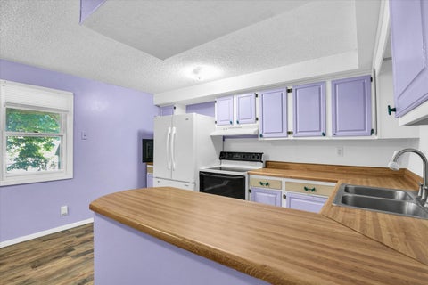Tiny photo for 205 S Grove Street, Urbana, IL 61802 (MLS # 12618836)
