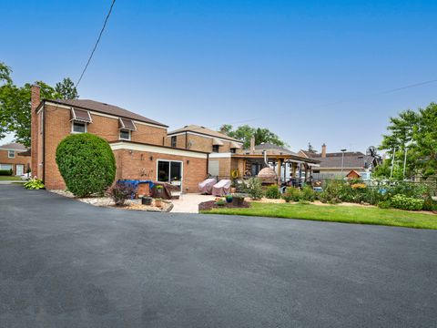 A home in Elmwood Park