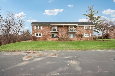 Tiny photo for 2419 Ogden Avenue #9, Downers Grove, IL 60515 (MLS # 12576881)