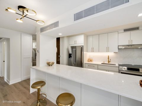 Tiny photo for 1310 N Ritchie Court #27B, Chicago, IL 60610 (MLS # 12430382)