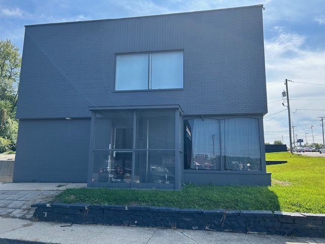 123 N Alpine Road