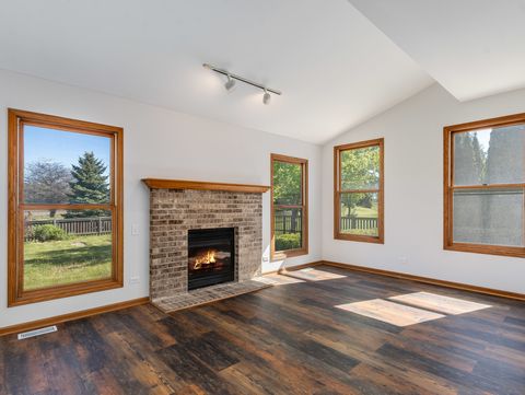 Tiny photo for 521 Ridgewood Drive, Antioch, IL 60002 (MLS # 12647365)