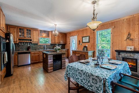 Tiny photo for 3 Poplar Court, Putnam, IL 61560 (MLS # 12439123)