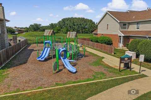 Tiny photo for 5122 Tomcin Trail, Oak Lawn, IL 60453 (MLS # 12711537)