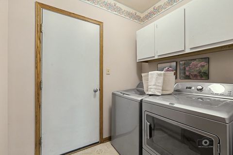 Tiny photo for 5122 Tomcin Trail, Oak Lawn, IL 60453 (MLS # 12711537)