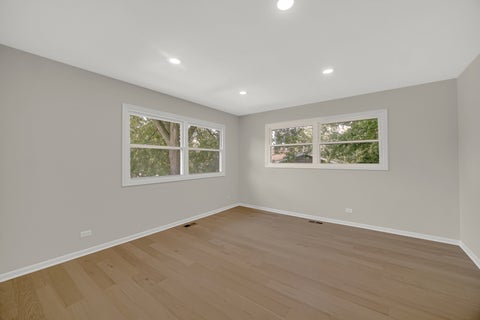 Tiny photo for 1831 N Rolling Lane, Arlington Heights, IL 60004 (MLS # 12752541)